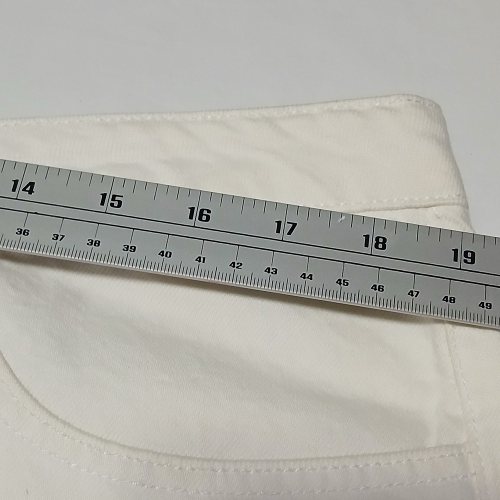 FRAME The Low Boot Jeans White Low Rise Bootcut Denim Womens - Picture 9 of 14